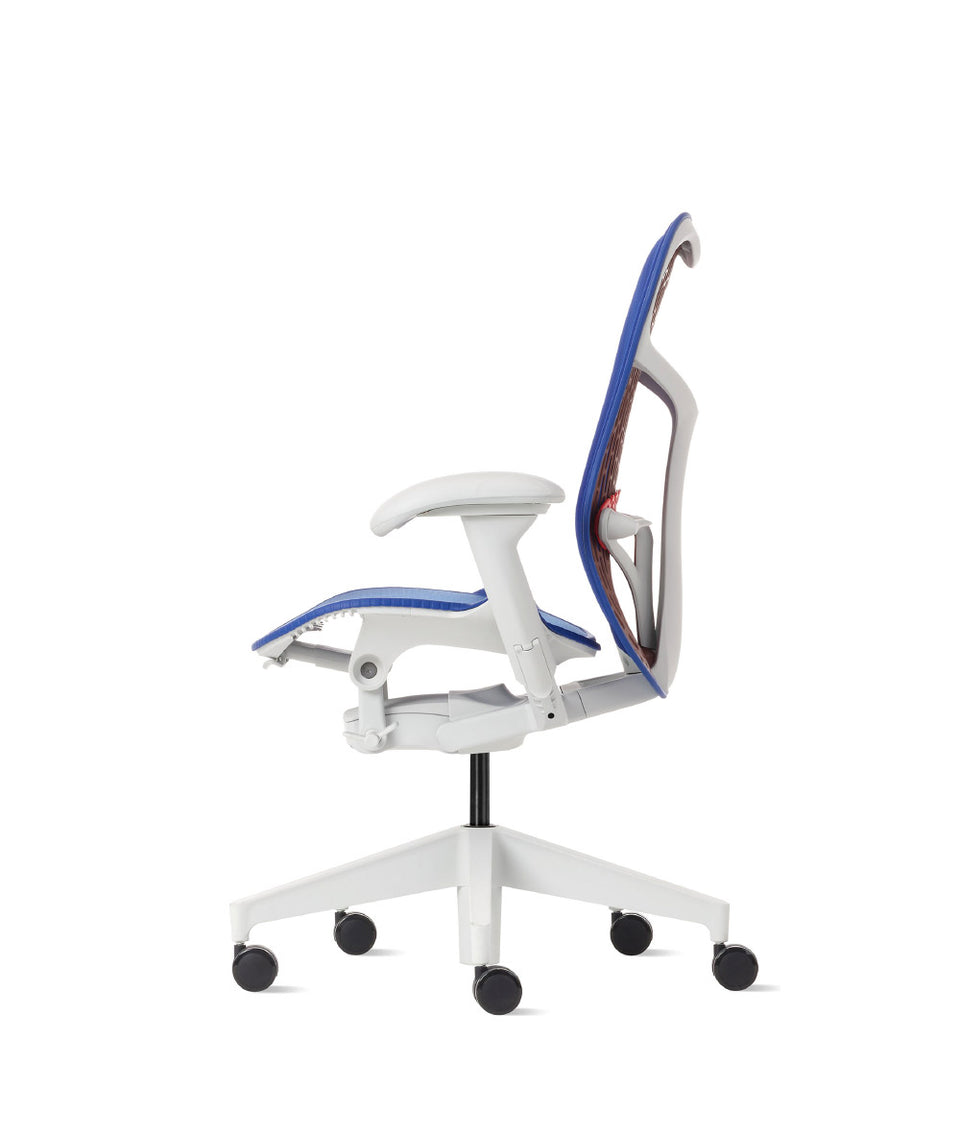 Siège de bureau Mirra 2 Butterfly en Cordovan/Ultramarine Bleu