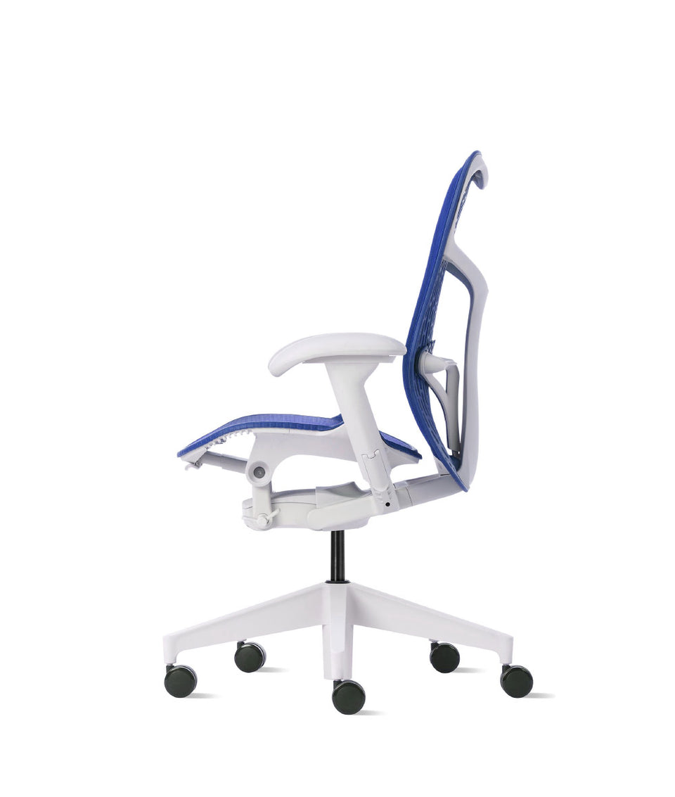 Siège de bureau Mirra 2 Butterfly en Ultramarine Bleu