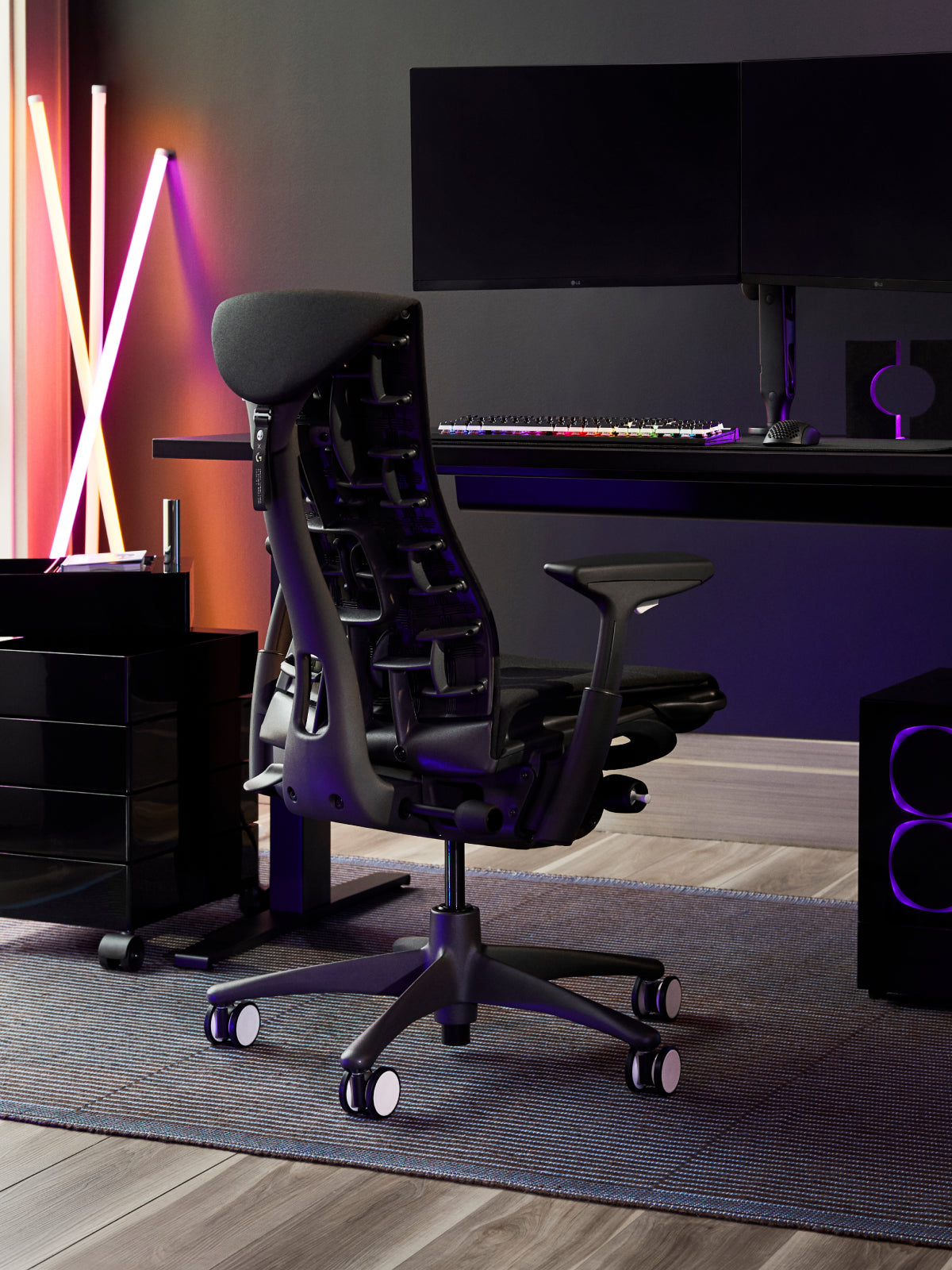 An image on Herman Miller FR
