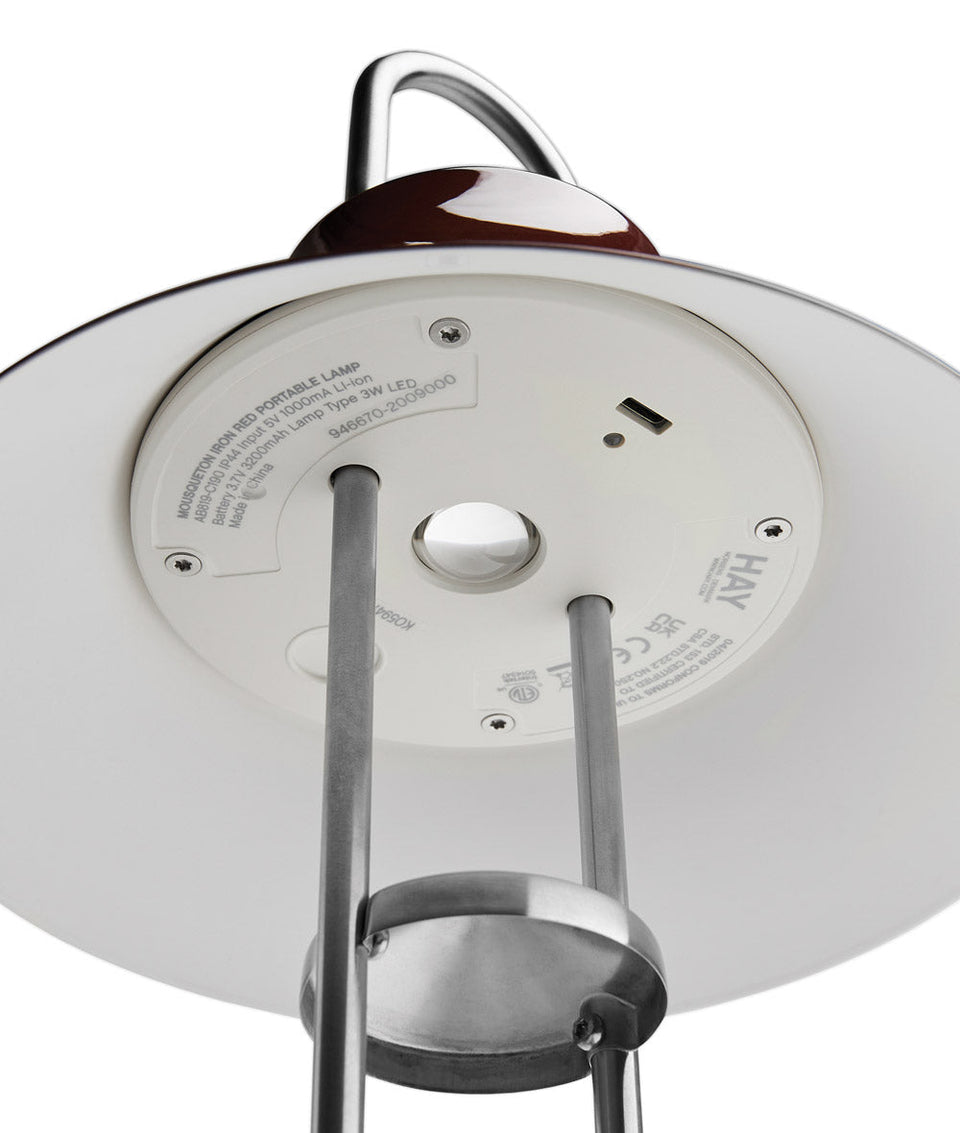 HAY Mousqueton lampee portable Iron Red 