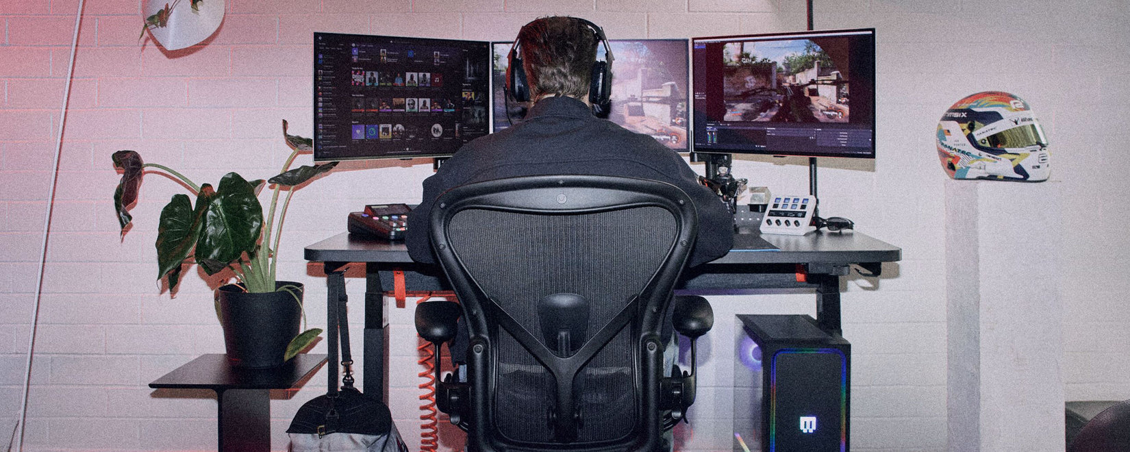 An image on Herman Miller FR