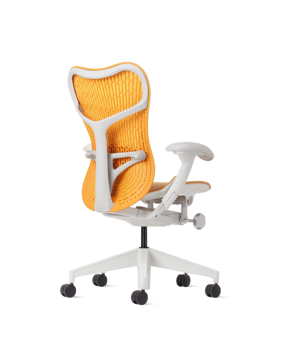 Siège de bureau Mirra 2 Butterfly en Ochre