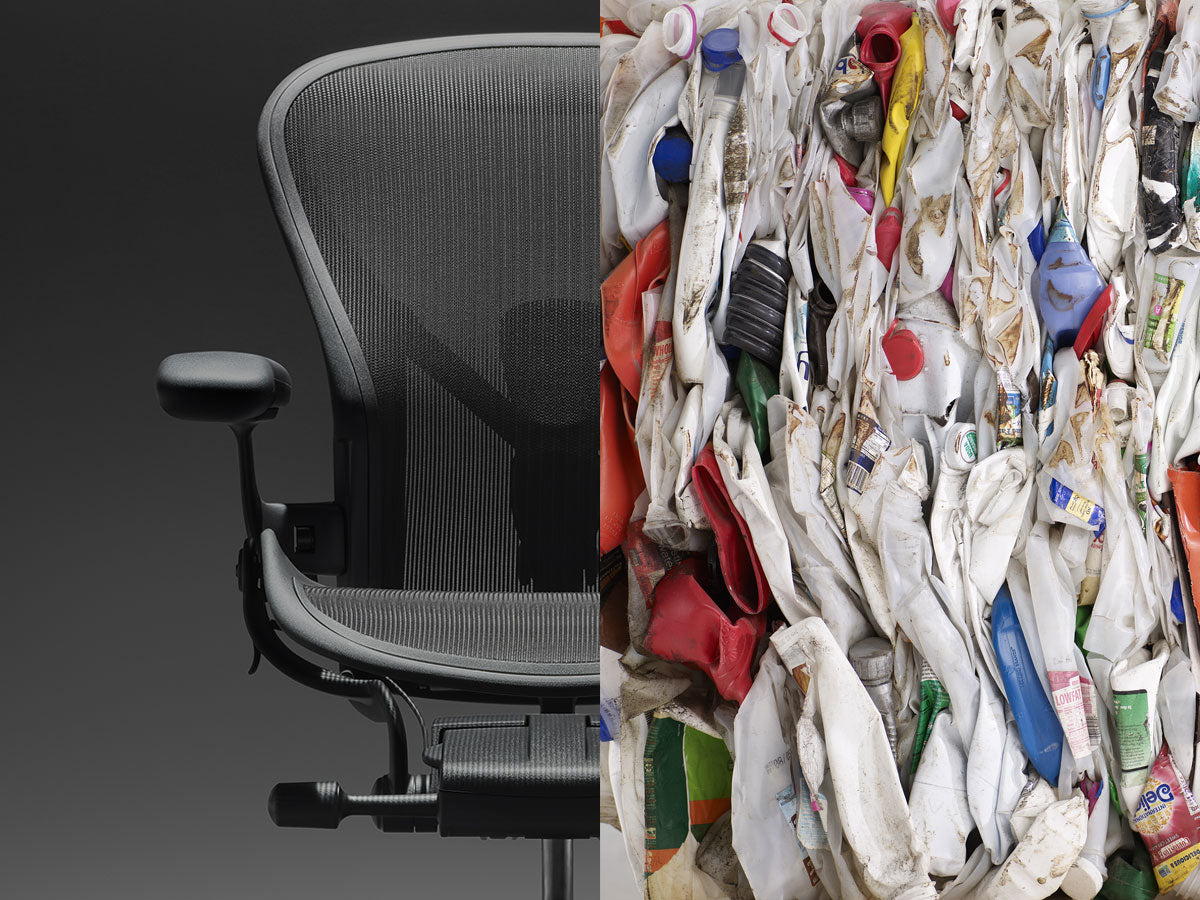 Image divisée en deux parties, l'une montrant le fauteuil de bureau Aeron, l'autre montrant des morceaux de plastique récupérés dans l'océan et recyclés pour être utilisés dans les chaises Herman Miller